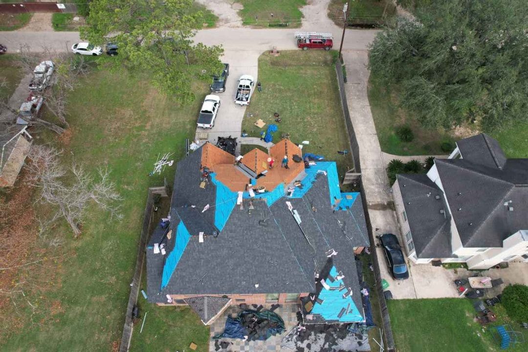roofing contractor in Conroe, TX